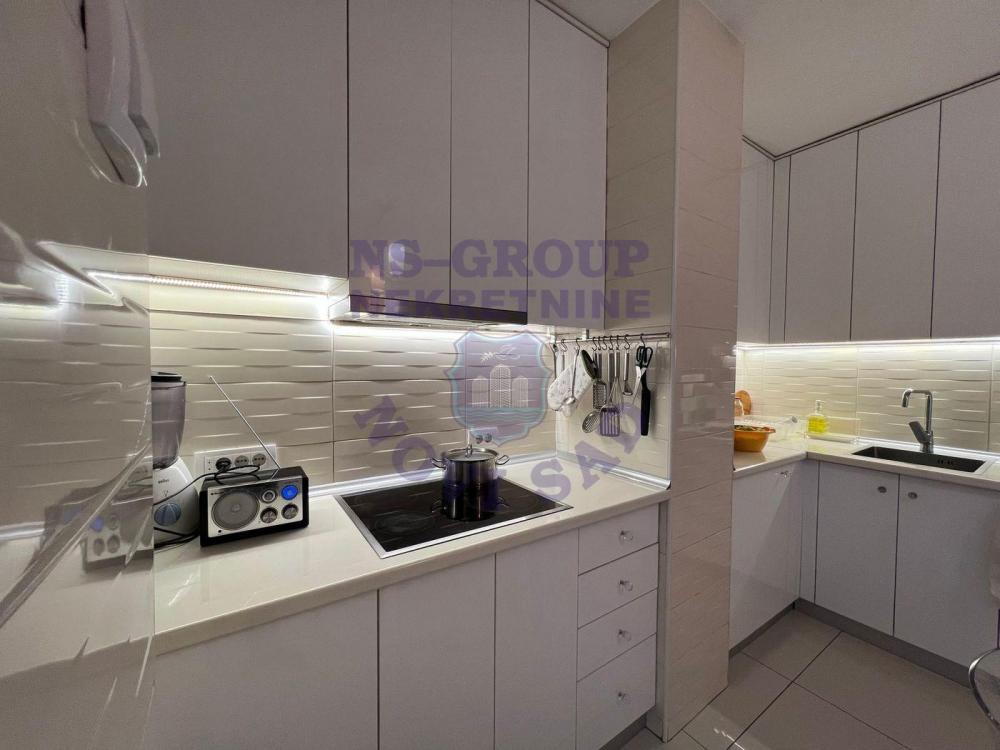 Slika 5 - Fantastican trosoban stan na Keju!